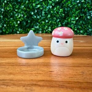 Malcom the Mushroom with Flower Cap Rare Series 5 Squish-a-long